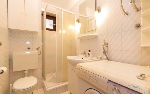 Amazing Home in Barbariga With Wifi and 2 Bedrooms