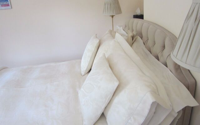 Coombe House