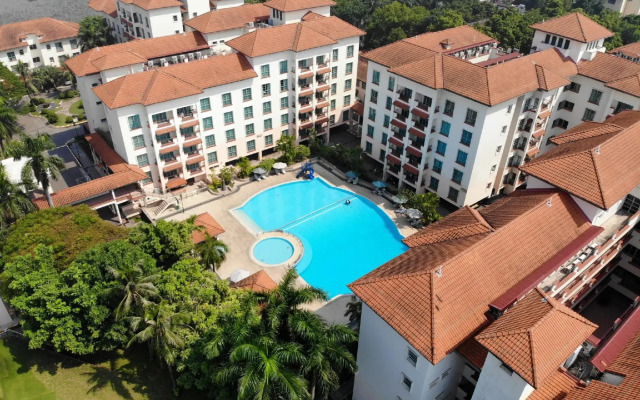 Diamond Westlake Suites