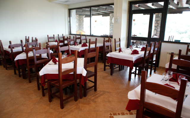 Hotel Zlatni Lav