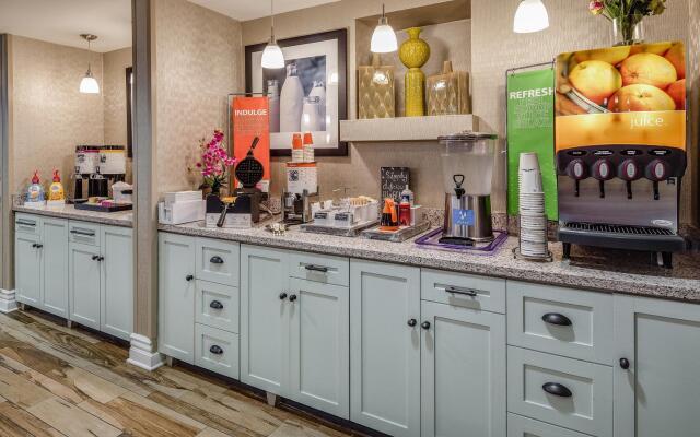 Hampton Inn San Francisco Airport