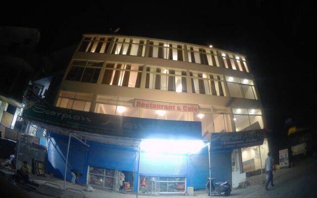 HOTEL GRACE GANGA-By Nature Care Village