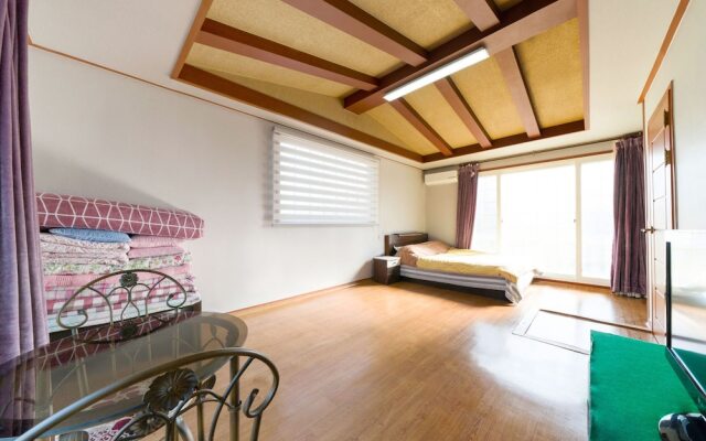 Jungmun Oasis Pension