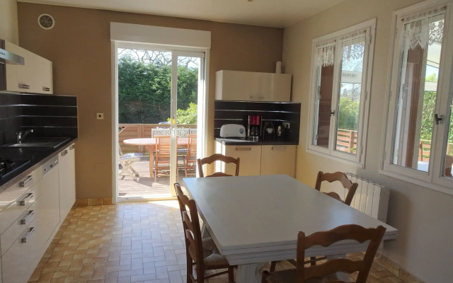 Classic Breton holiday home on the Pink Granite Coast