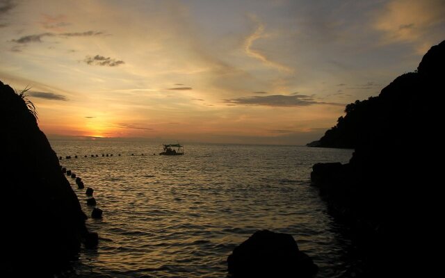 Koh Wai Beach Resort