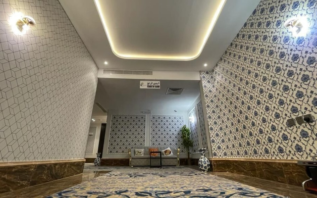 Green Hills Hotel