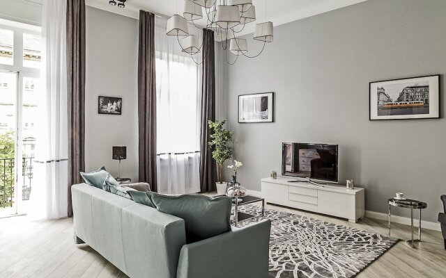 Luxury Central Budapest Home