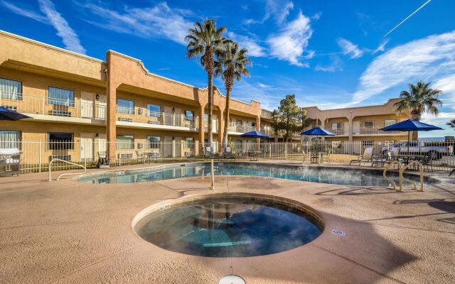 Clarion Suites Saint George