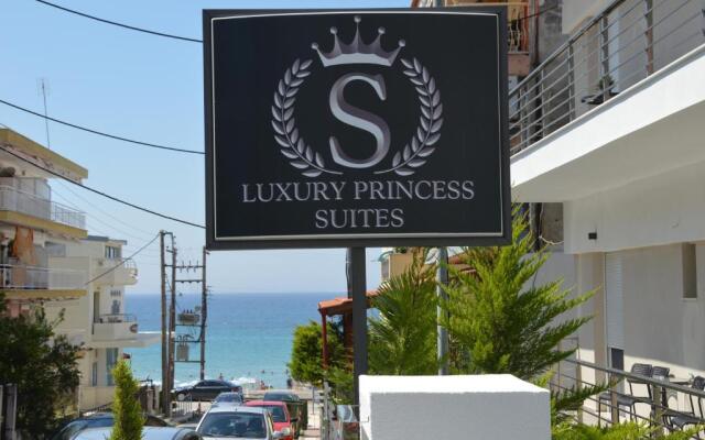 S. Luxury Princess Suite