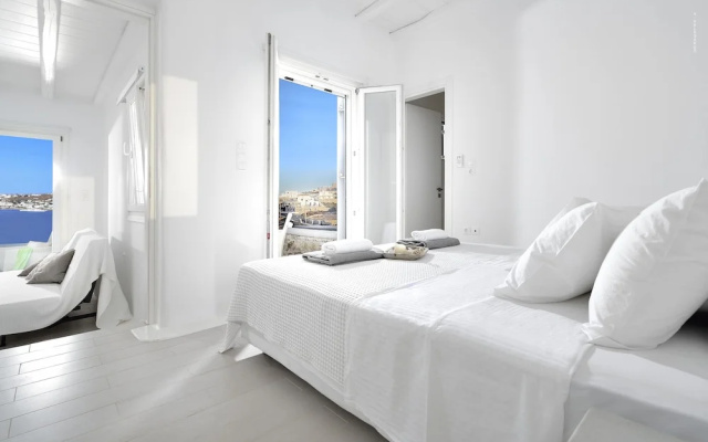 Villa Blanca Duo