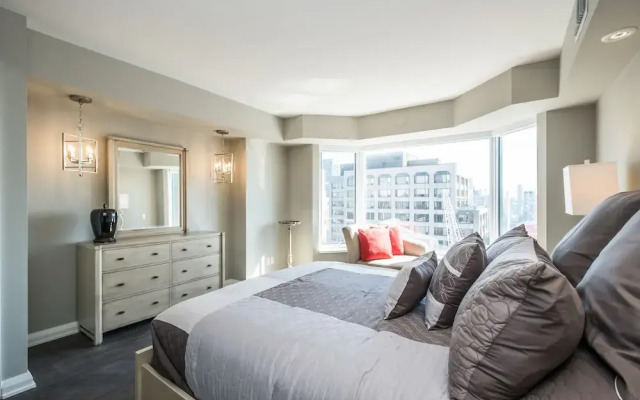 QuickStay - Premium 2bdrm in Yorkville (Yonge & Bloor)
