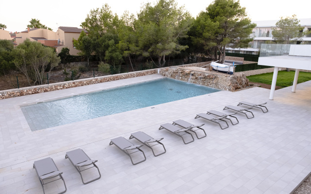 Petit Sagitario ( Only Adults )