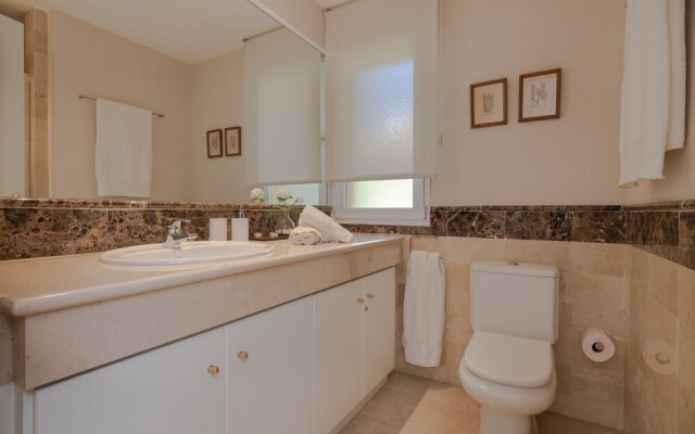 Super Front Line Location Apartment - Heated Pool