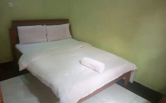 The Hide-Out Guest House