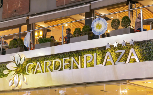 Garden Plaza