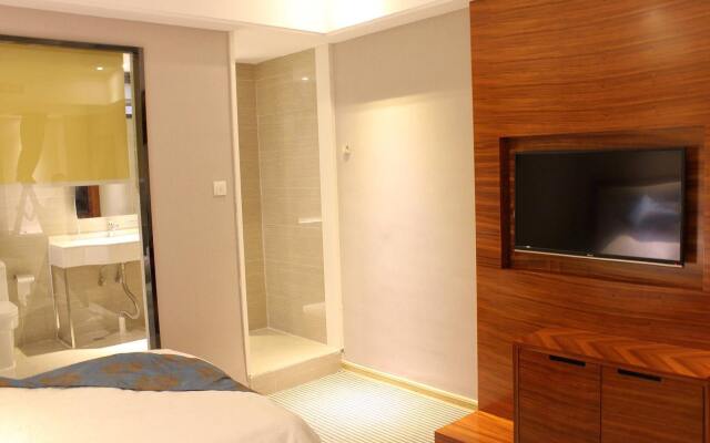 Super 8 Hotel