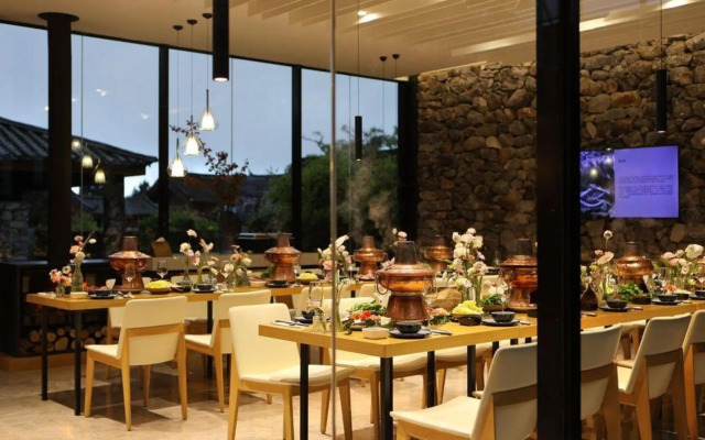 The Rock Hotel