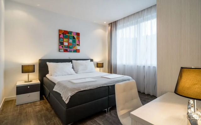 Acadia Beach Villas & Apartments, Slatine