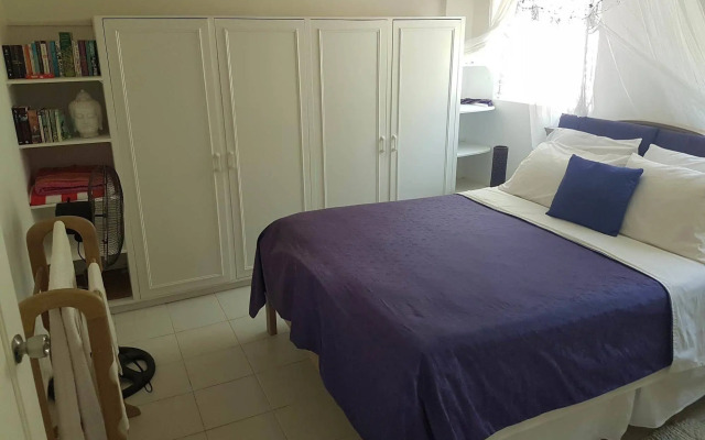 Barbados Chi Guest House