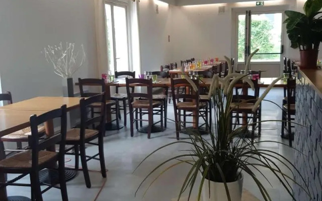 Inter-Hotel Reims La Neuvillette