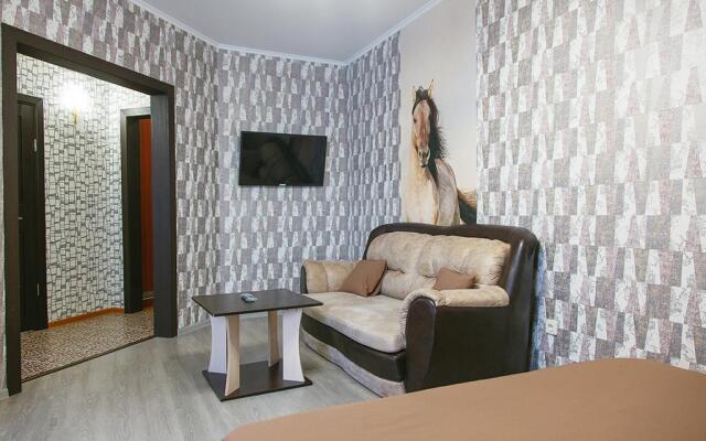 Пять Звёзд в микрорайоне Дружба 4/1