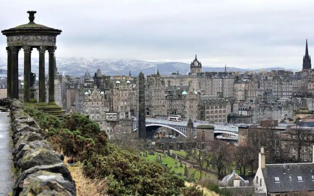 Ground Floor Flat In Edinburgh