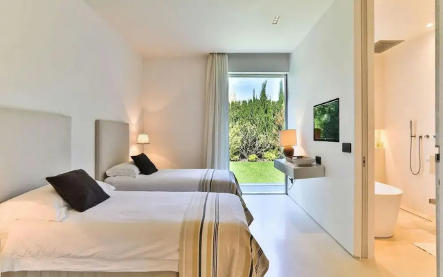 Holiday Home With Beautiful sea Views