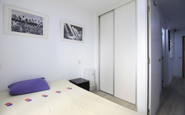 Apartamento De 2 Habitaciones Con A/C En Puerta Del Angel Az2C