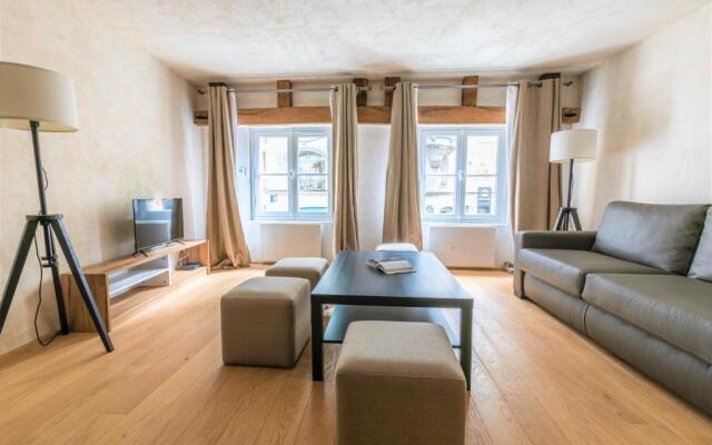 Luxurious & Design Flat 2BR/8P- Boulevard Saint Germain