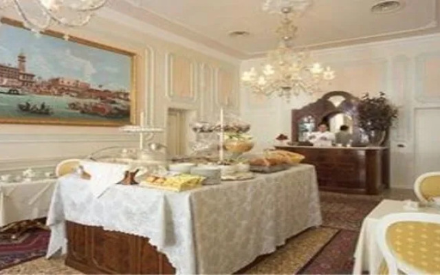 Palazzo Conti Querini