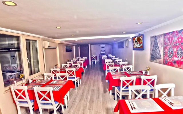 Marmara Deluxe Hotel