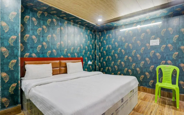 Oyo Flagship 805853 Hotel Neelkanth