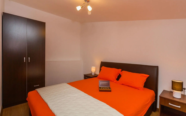 Paradise Bay Apartments