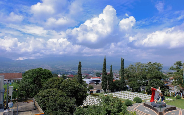 OYO 354 32 Guest House
