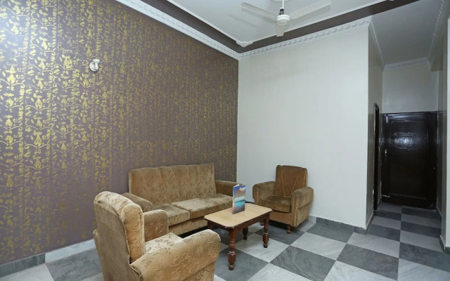 OYO 16906 Hotel Balsons