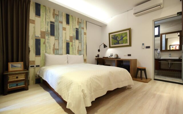 Midori Hostel