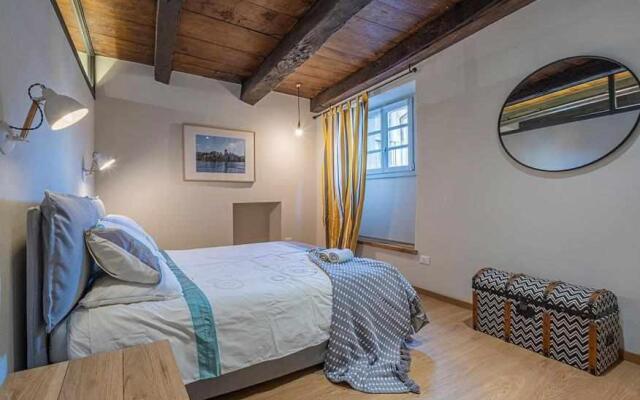 L Arco appartamento centro storico Orta SGiulio