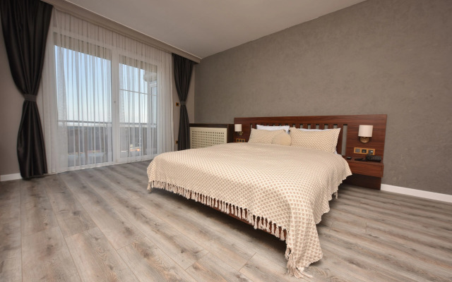 Treekos Suite