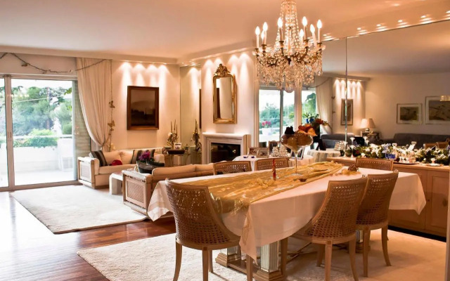 Luxury Apartment Demokratias