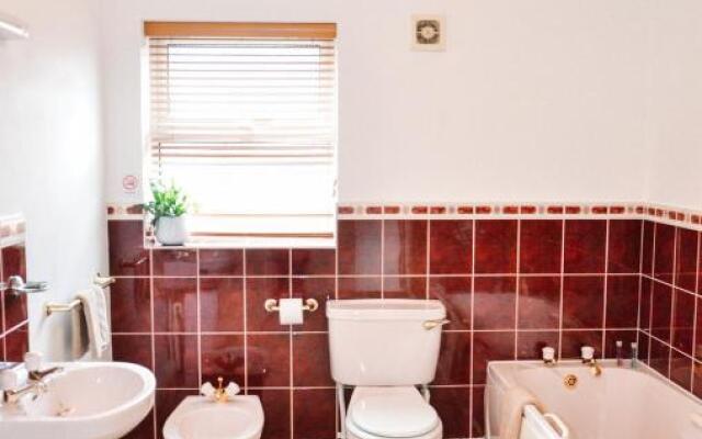 Blackwater Meadow Apartment