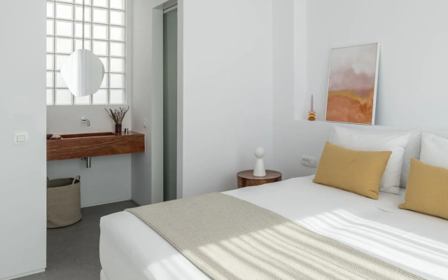 Villa Mimaze Minimalist Living