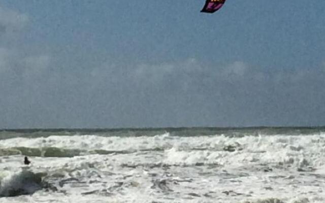 Chalet Orange Naturiste la Jenny