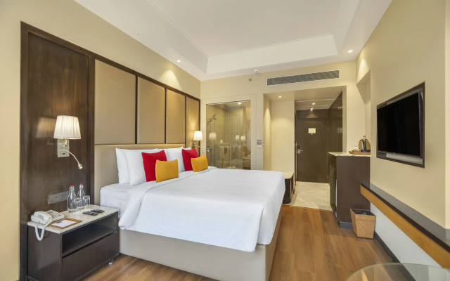 The Vaishnodevi Sarovar Portico