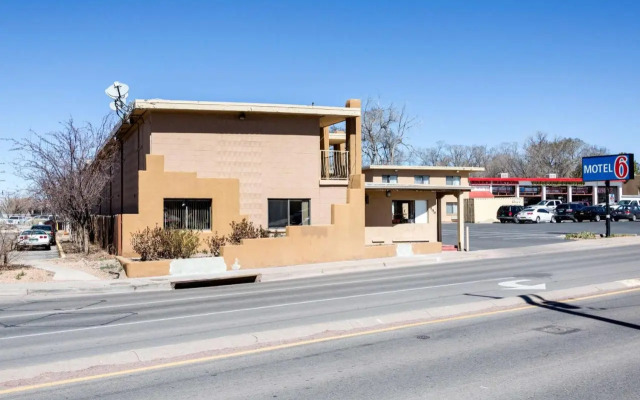 Santa Fe Plaza Travelodge