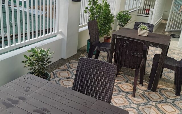 Flip Flops Hostel