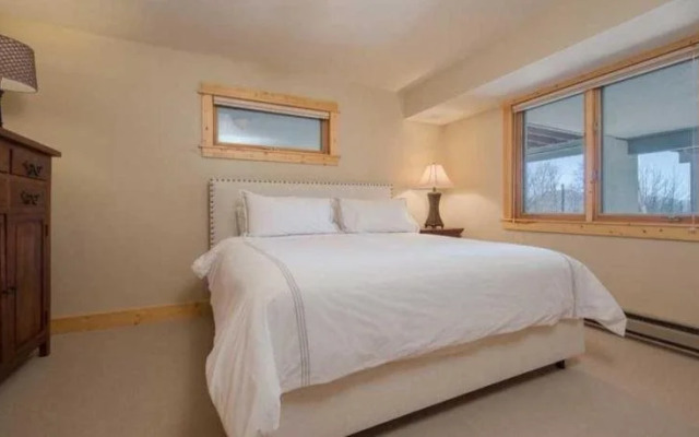 Timber Ridge by JHRL