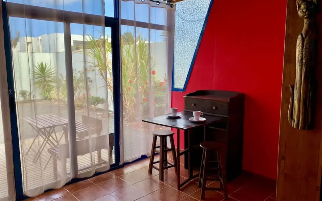 Bayside Casa Canto Ideal Retreat in Costa Teguise