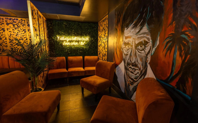 The Colony Hotel