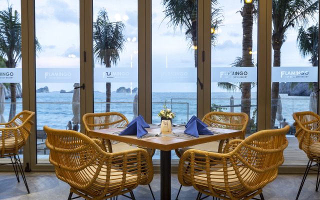 Flamingo Premium Cat Ba Beach Resort Hotel