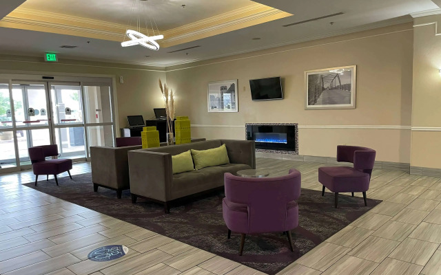 La Quinta Inn & Suites by Wyndham Waxahachie